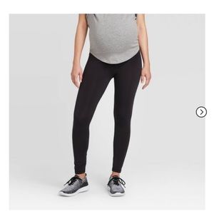 Isabel active maternity legging by Ingrid and Isabel. Size xs